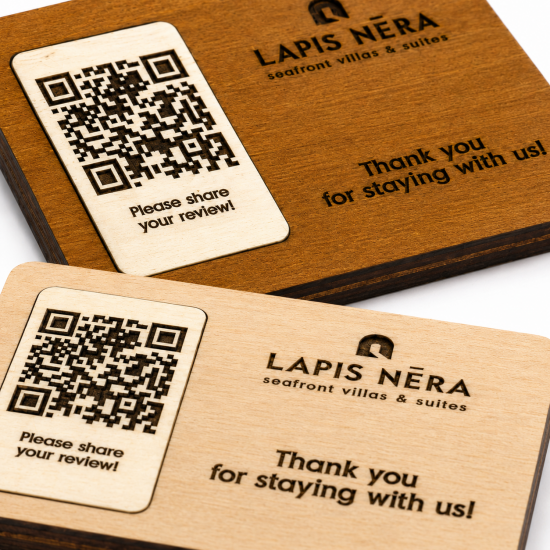 Επιτραπέζια Πλακέτα με Λογότυπο & QR Code | Μονής Όψης